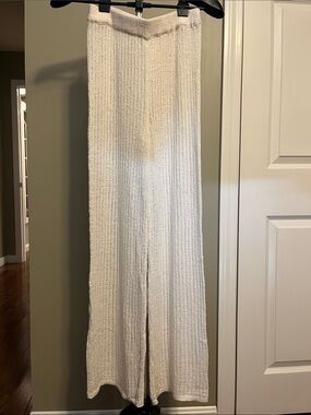 Shade & Shore Cream Straight-Leg Knit Pants - Size Small 4/6